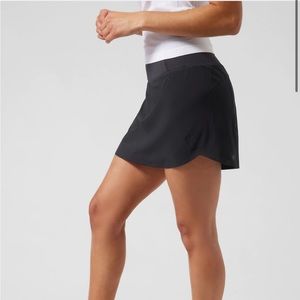 Athleta Run With it 14” Skort